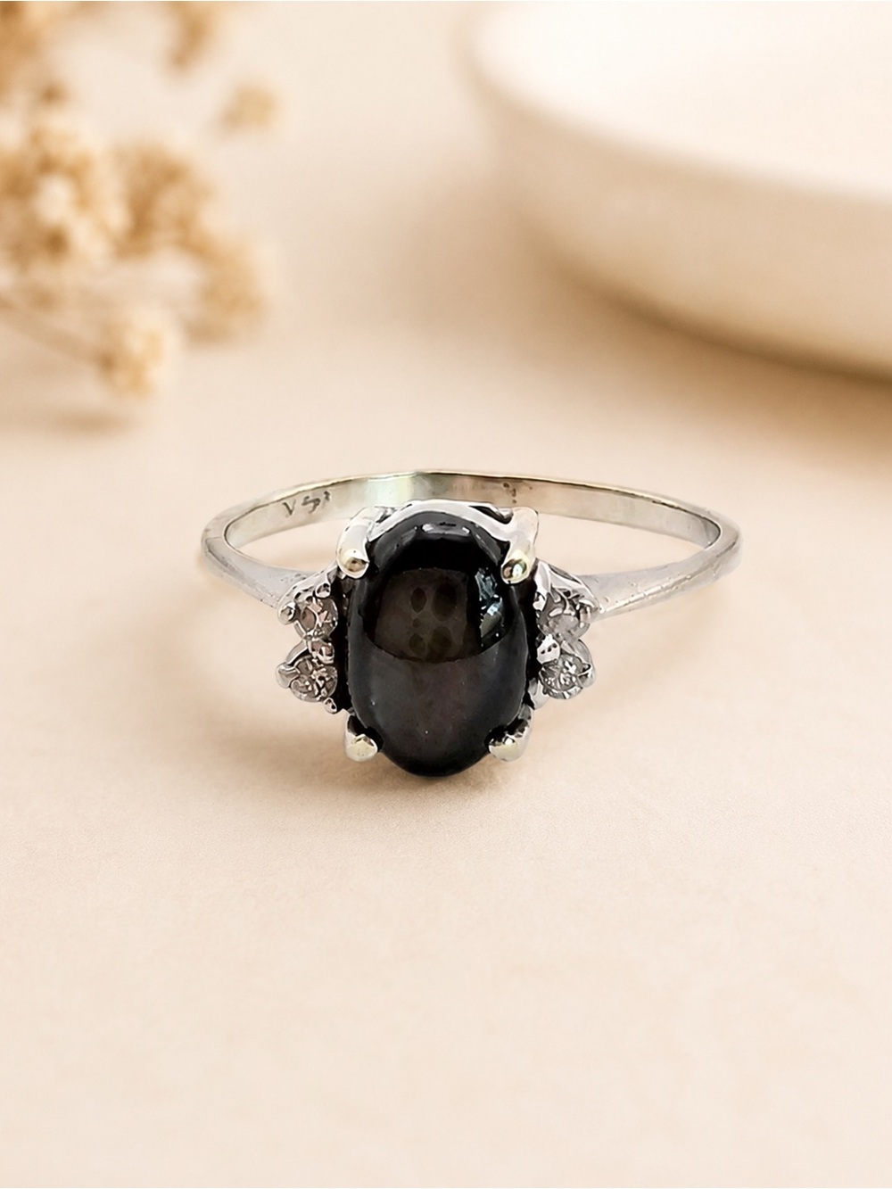 Vintage 14K White Gold Black Star Sapphire & Diamond Ring